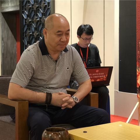 (商道比赛打款和打质)商道比赛：打质好还是打款好，如何在商海中立足？