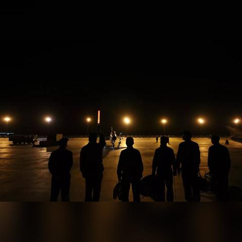 暗夜行动美剧：揭秘黑暗中的秘密任务与生死对决的惊心动魄剧情