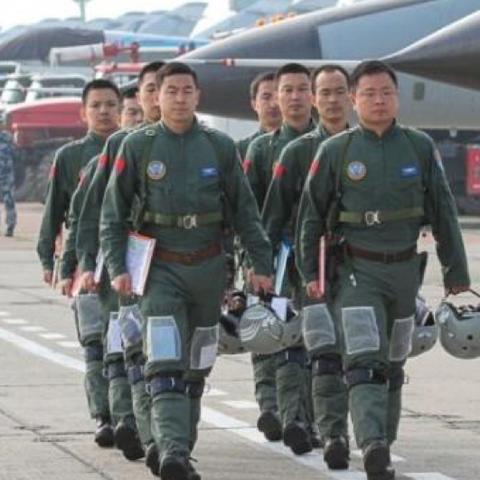 战神之决战西伯利亚阵容解析:最强角色搭配与战略攻略 战神之决战西伯利亚阵容解析:最强角色搭配与战略攻略