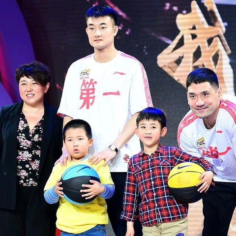 探秘热门手游《抖音王牌小射手》:玩法特色、攻略分享及最新动态 探秘热门手游《抖音王牌小射手》:玩法特色、攻略分享及最新动态