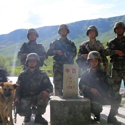 (动画大电影熊出没原始时代)原始时代熊出没：古老的危险重新现身，人类与野兽的生死交锋