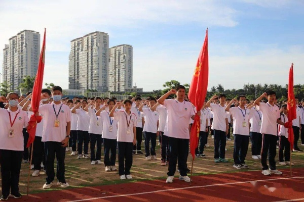 (广播体操汇演)展翅翱翔，舞动青春：悦享健康生活的广播体操活动盛宴