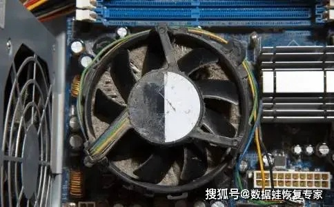 (电脑排风扇故障)电脑排风扇一直响566报警声，如何检测和解决这个问题