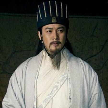 (三国很忙阵容选择攻略)三国很忙升UR游戏攻略：全方位提升战力与策略解析