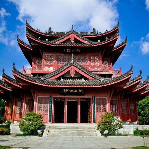 权力与荣耀官方网站：探索权力的辉煌，感受荣耀的魅力，尽在官方网站！