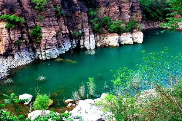 (中原景点)探索古老与现代融合之美，中原旅游指南为您揭秘中原神秘魅力