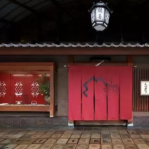 (中国传统甜品介绍)中国传统甜品：历史悠久口感独特，传承千年文化魅力无限
