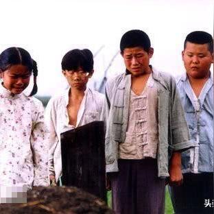 (小兵保卫战游戏)“小兵来回占塔的游戏：保卫家园，守护荣耀！”