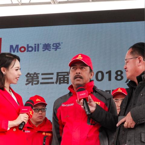 (实况足球国际服下载2021)2025年最新版实况足球国际服下载：超逼真的足球游戏体验！