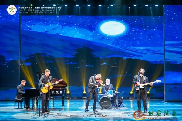 打天下歌曲：探索世界音乐之美，感受不同文化之间的和谐和融合。