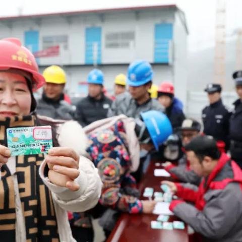(穿越火线忧君解说百家号)火力全开！CF手游忧君游戏解说：战场上的利剑指引者
